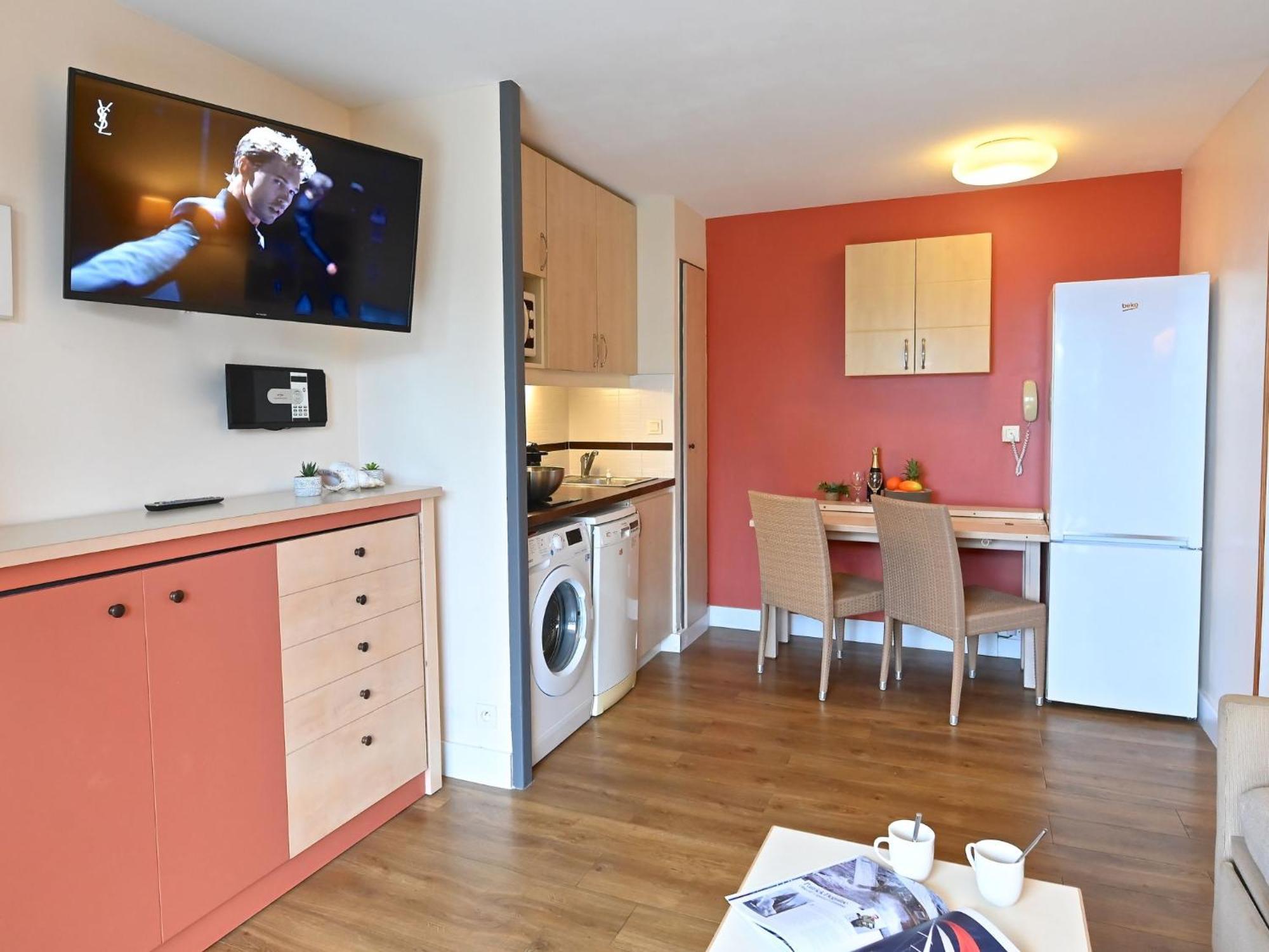 Apartment Village Cap Esterel - Le Village-81 By Interhome Saint-Raphaël Exterior foto
