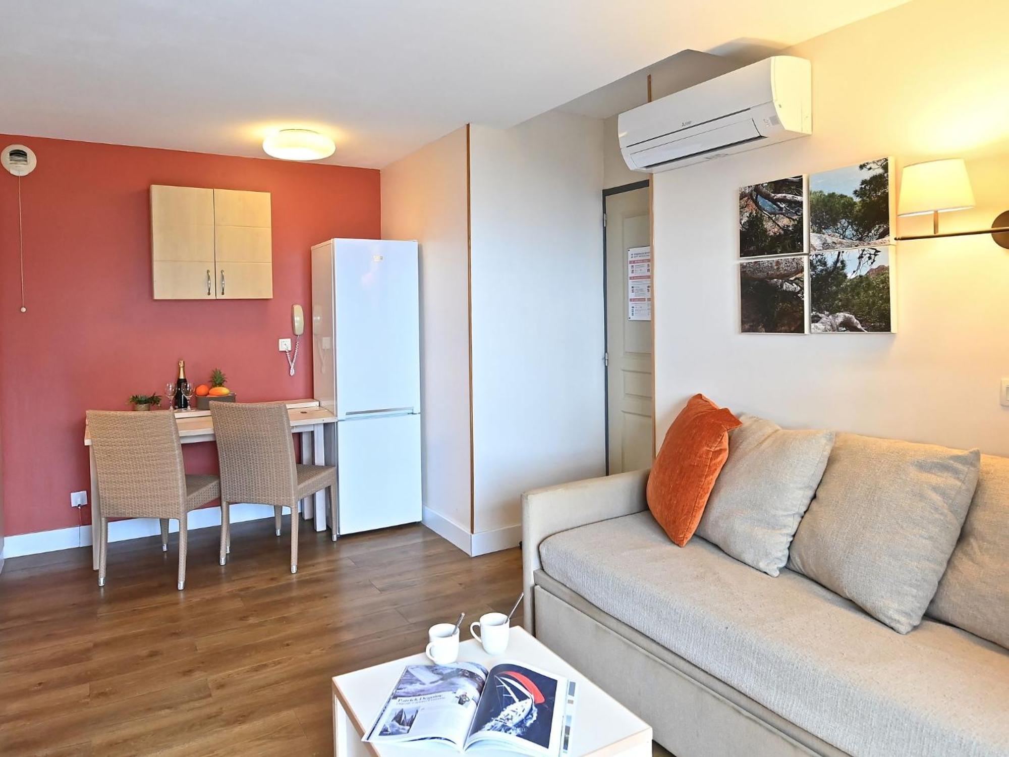 Apartment Village Cap Esterel - Le Village-81 By Interhome Saint-Raphaël Exterior foto