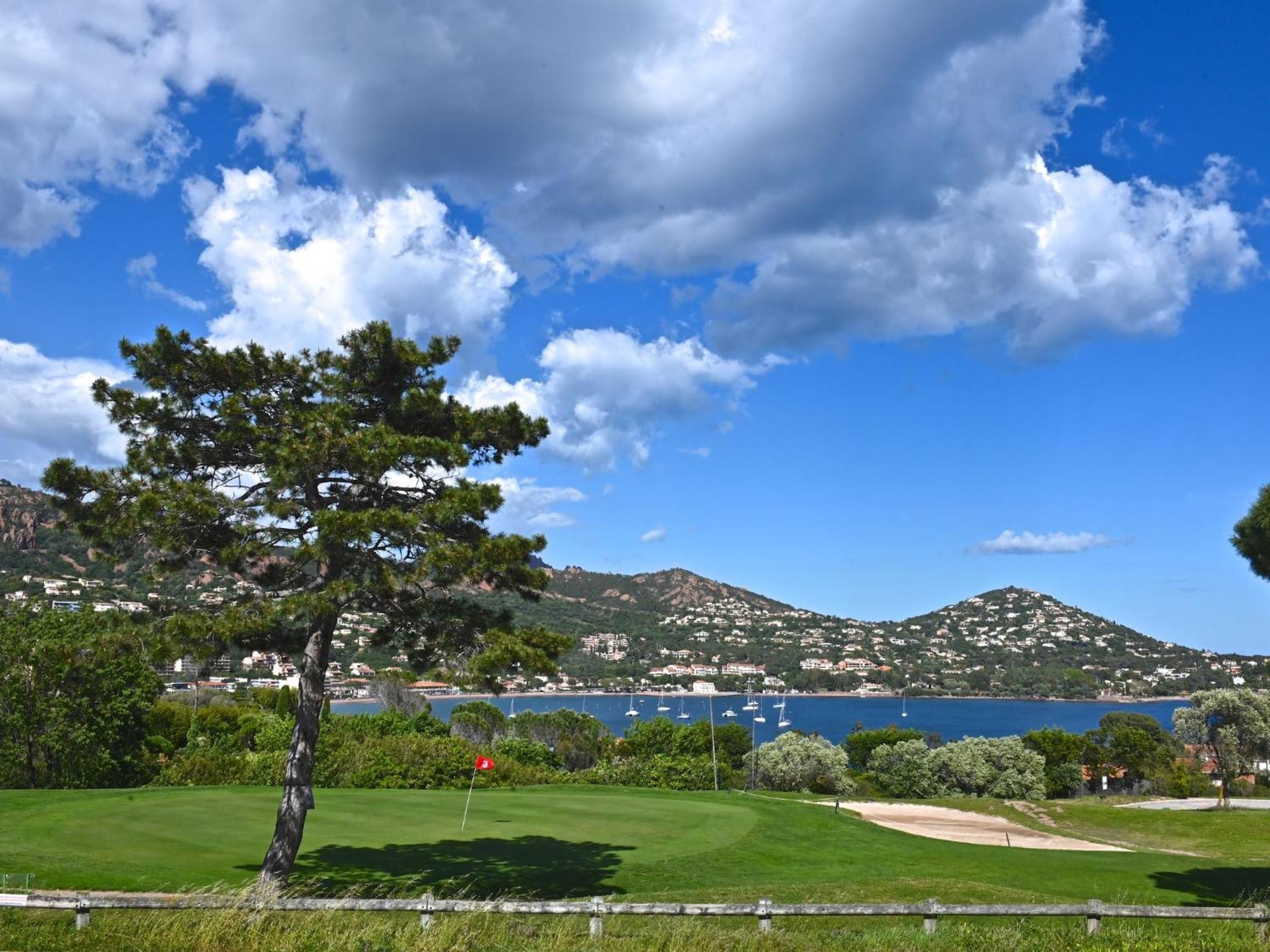 Apartment Village Cap Esterel - Le Village-81 By Interhome Saint-Raphaël Exterior foto