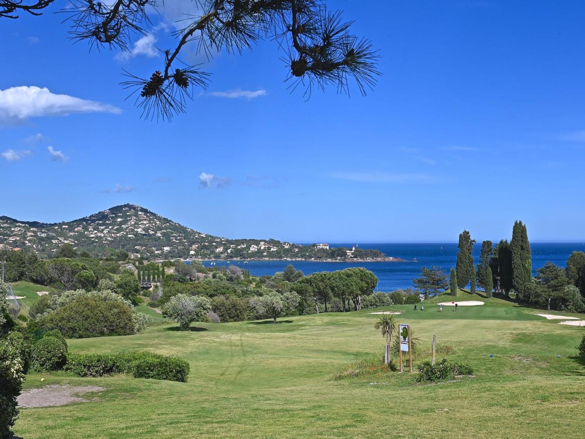 Apartment Village Cap Esterel - Le Village-81 By Interhome Saint-Raphaël Exterior foto